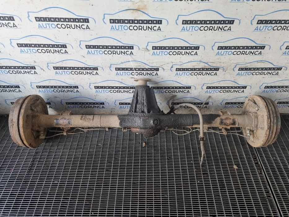 Punte spate Toyota Hilux 3.0 D - 4D 2010 - 2015 4 Usi (1302) 4x4