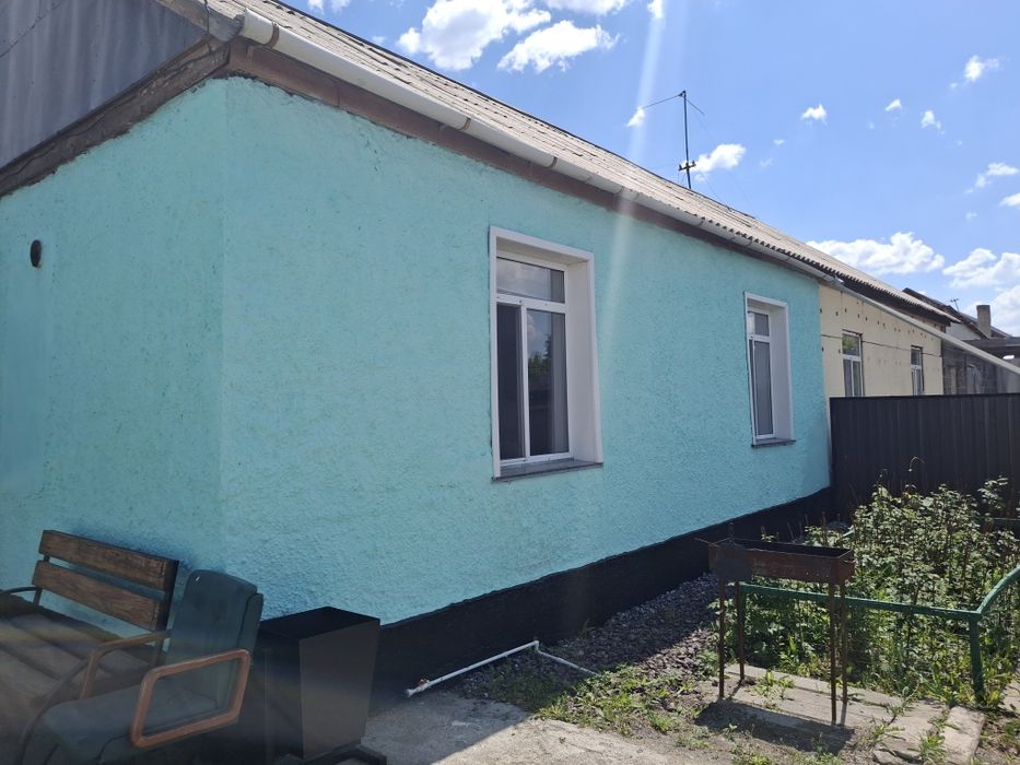 Продам полдома в пришахтинске либо обмен