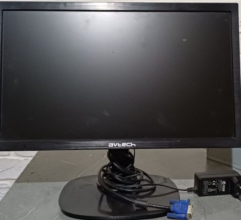 Мониторлар ва калонка сотилади