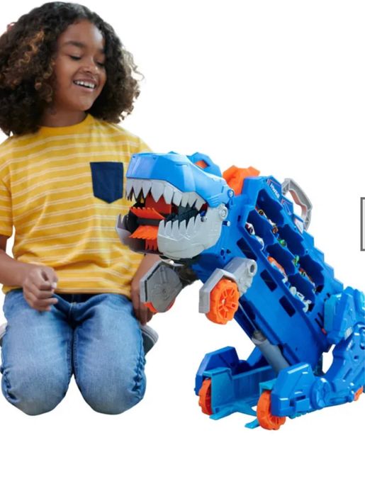 Hot Wheels, T-Rex Mega Transporter, set de joaca cu masina mare