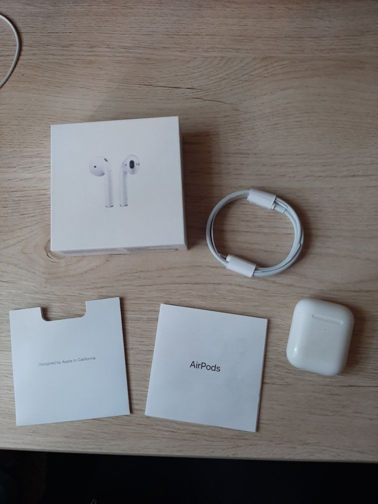 Продается AirPods 2