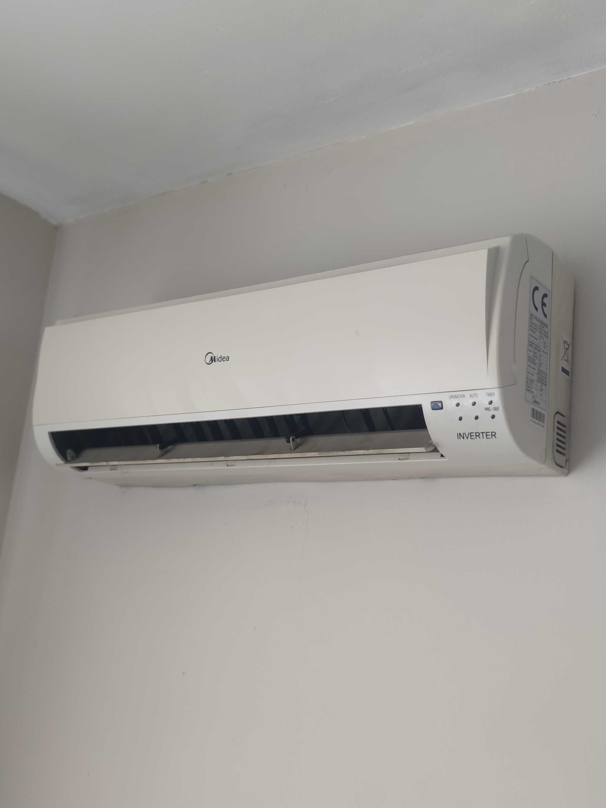 Климатик Midea 9-ка (използван)