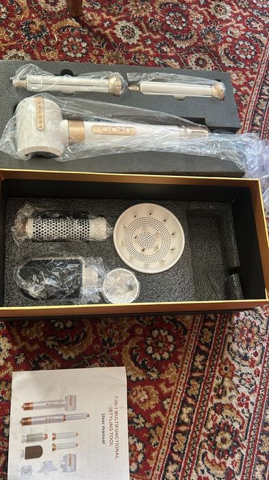 Дайсон жаңа ақ түсті