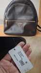 Продавам чисто нова раница Guess