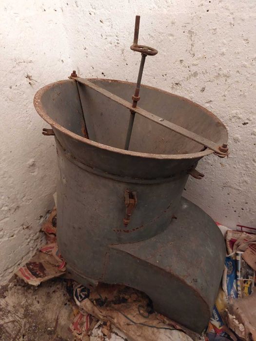 Фуражомелка с двигател Елма Троян 2,2 kW