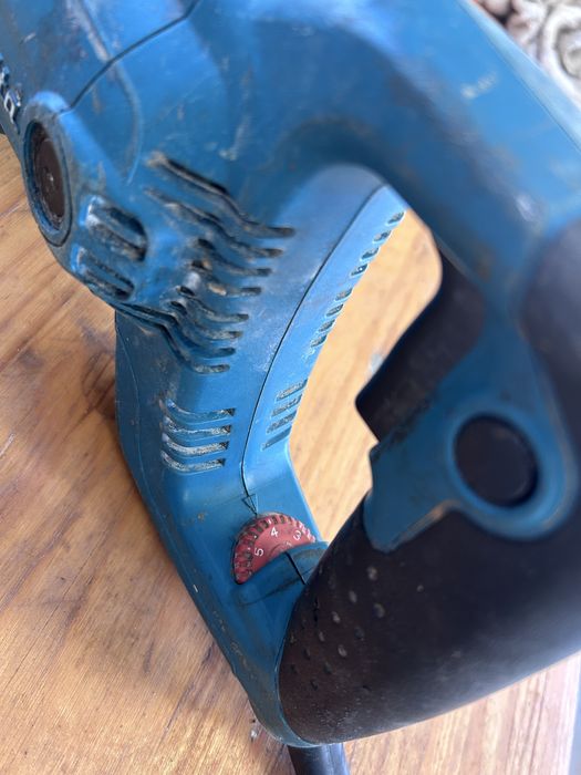 Fierăstrău  Makita JR3070CT