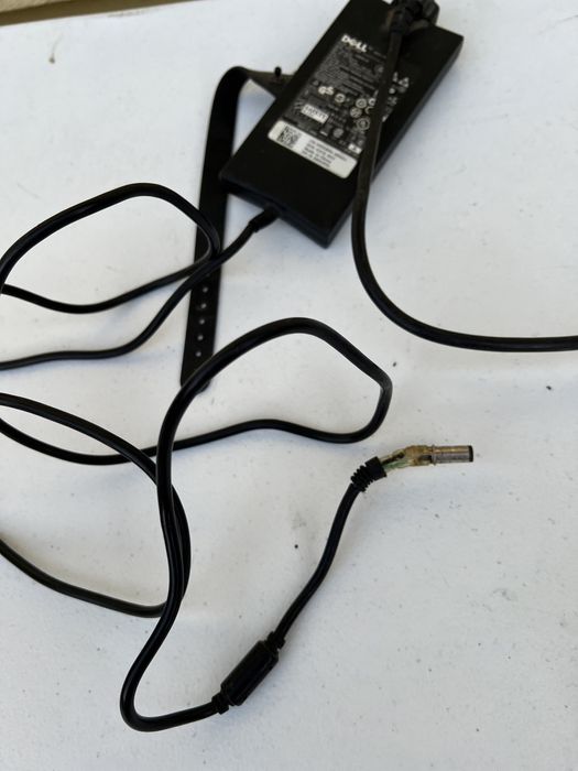 Laptop Dell functionabil