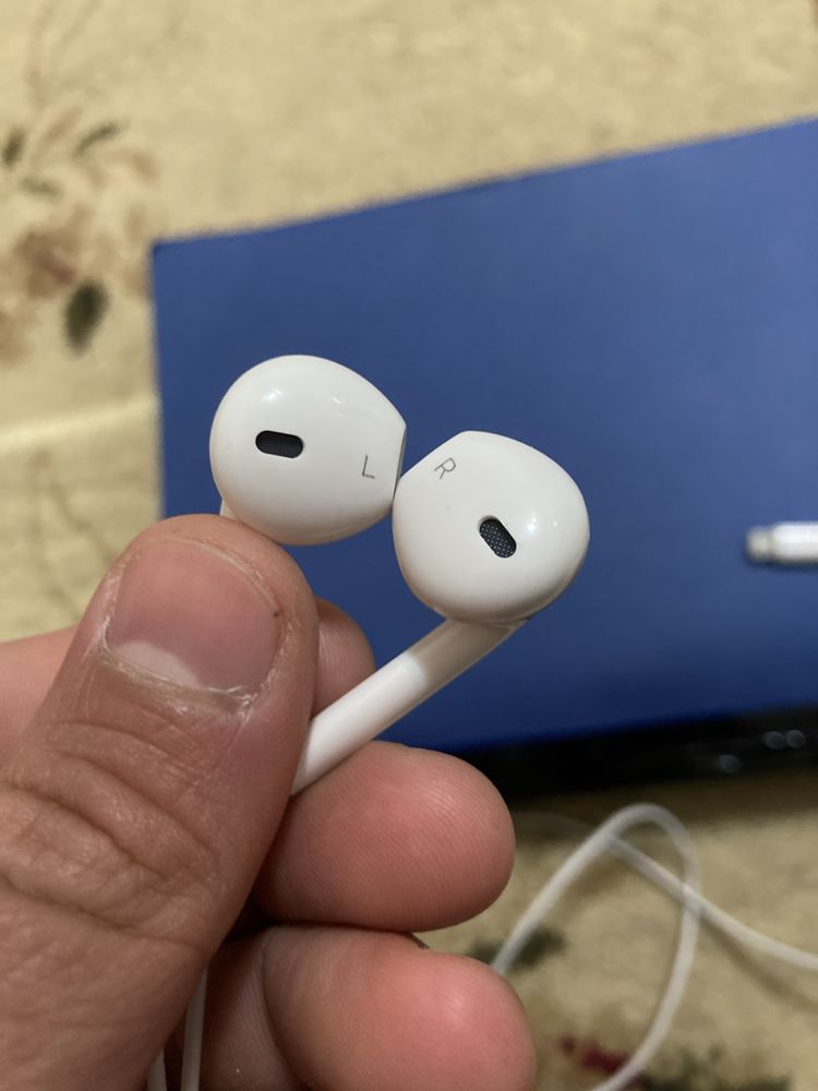 Earpods lighting