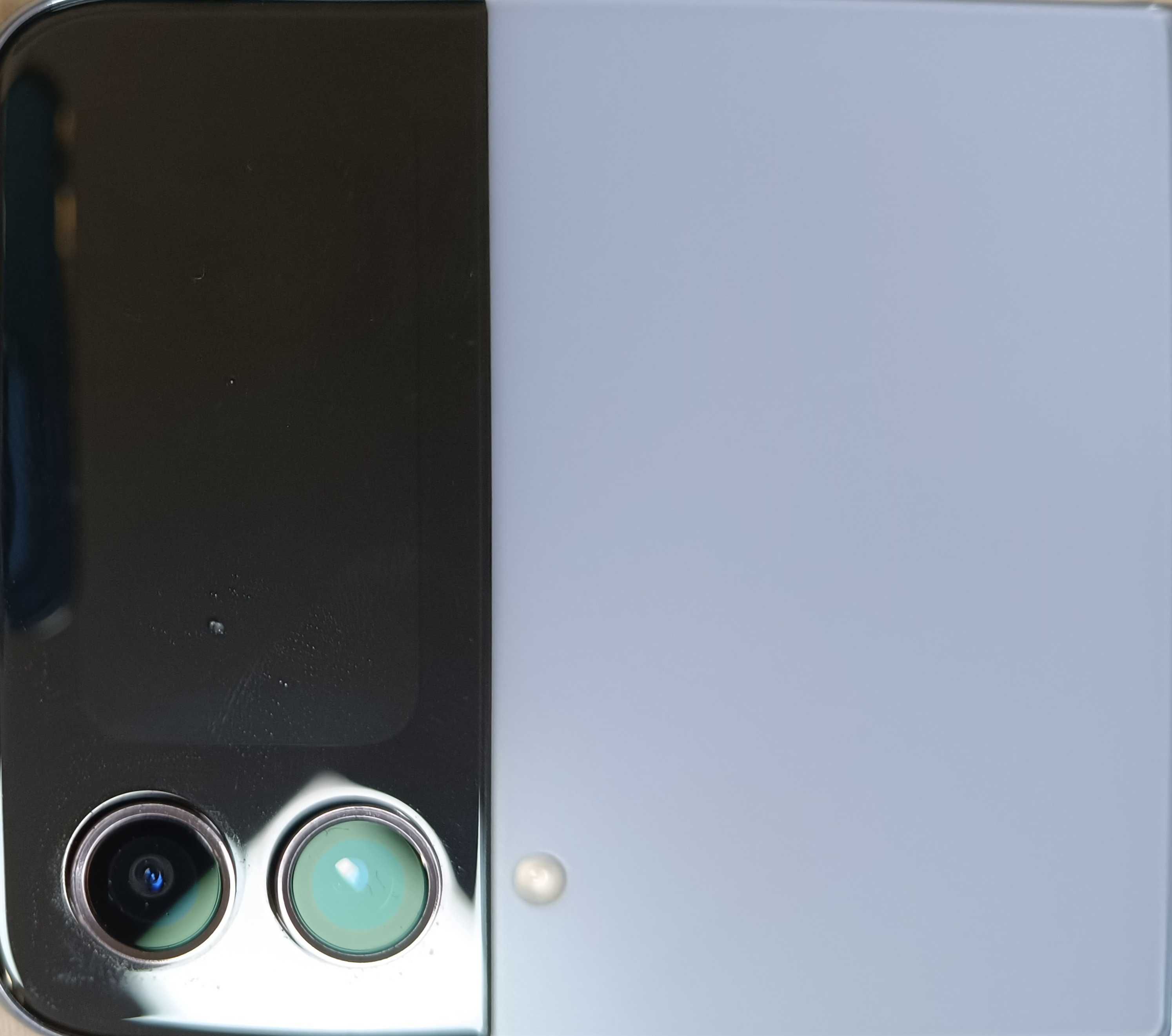 Samsung Galaxy Z Flip 4 5G 128GB 8GB RAM
