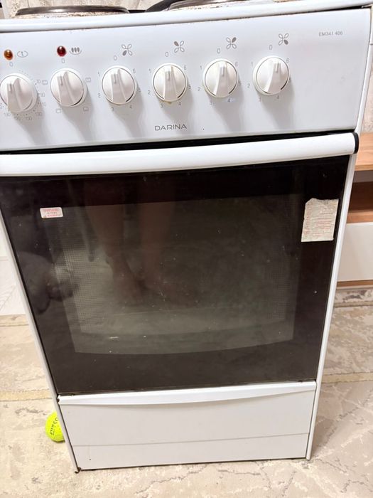 Срочно продам Электроплиту DARINA б/у, торг уместен