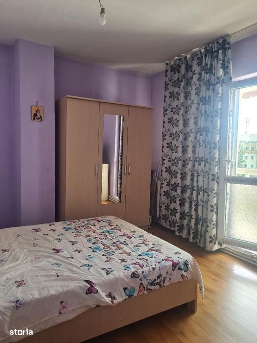 Apartament  trei camere  Mioveni