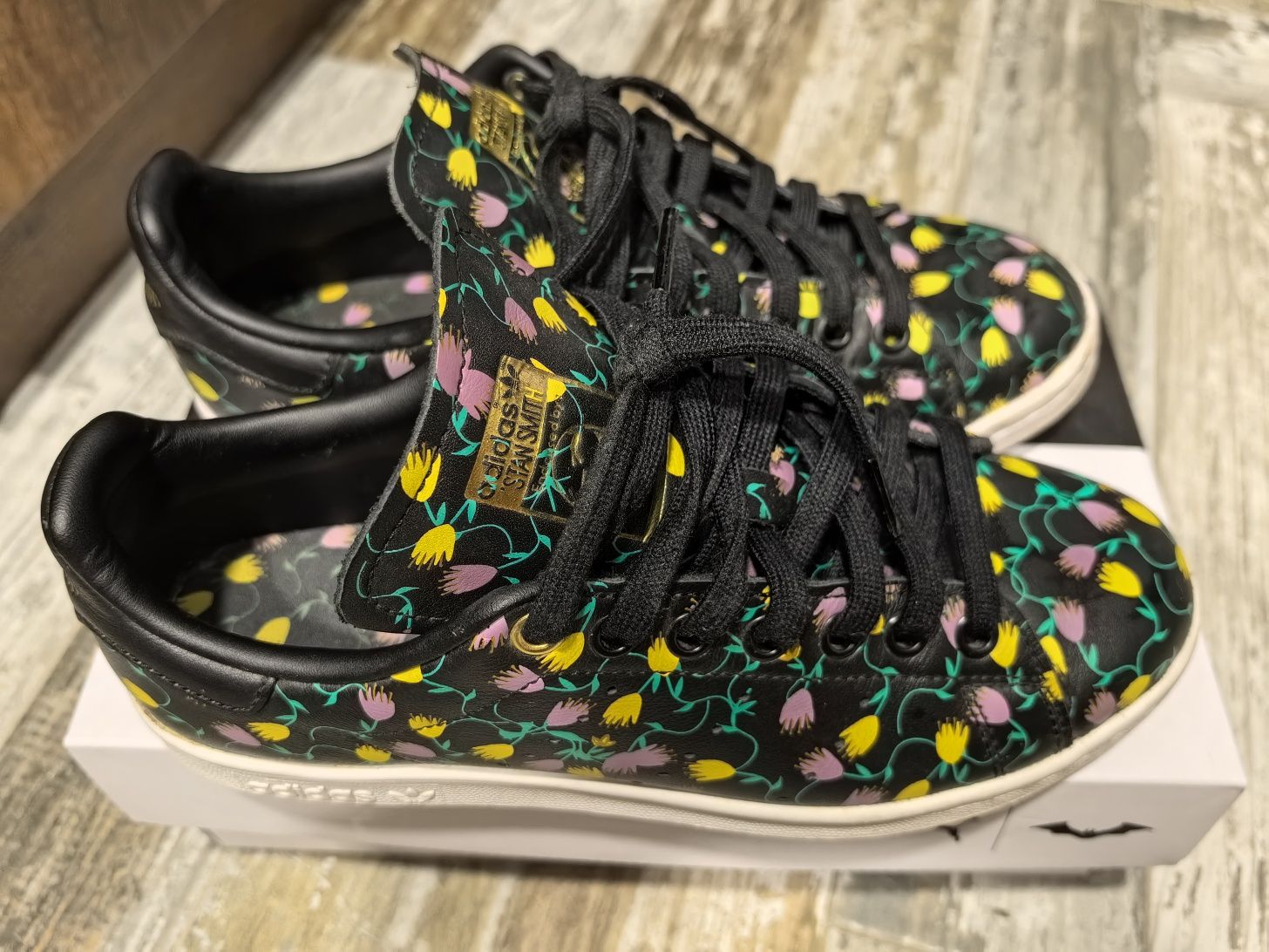 Дамски кецове Adidas Stan Smith