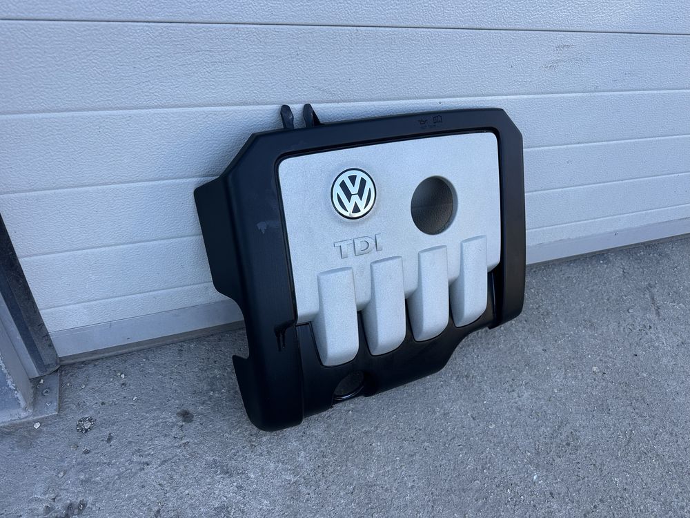 Капак/Кора на двигател VW 2.0tdi-140к.с. 16 клапана