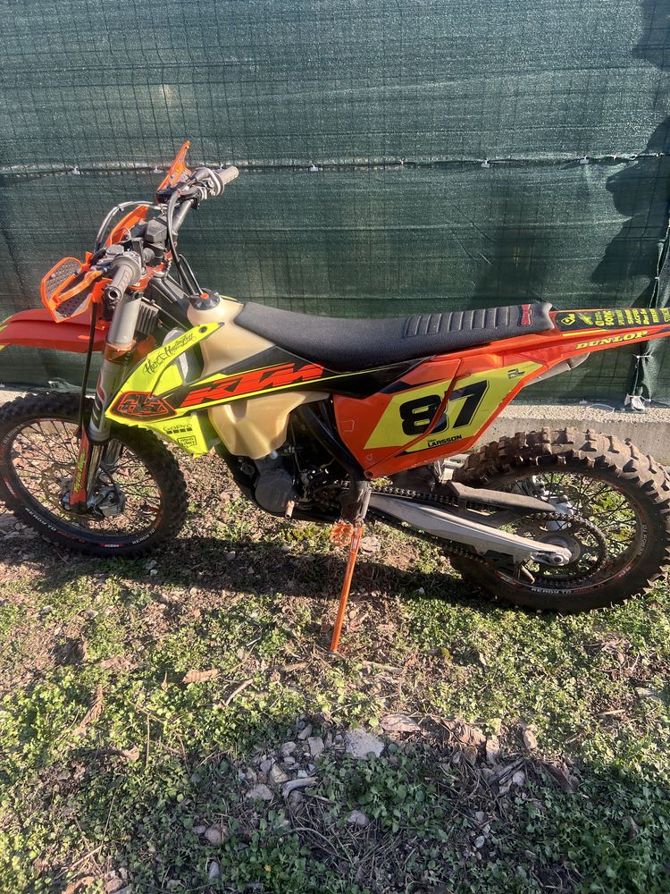 Продавам KTM 450 EXC