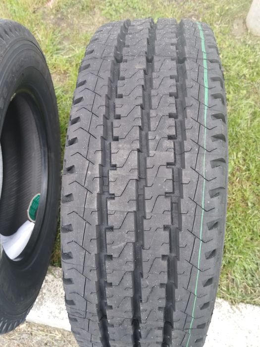 Vand 2 Anvelope 225/65/16 C