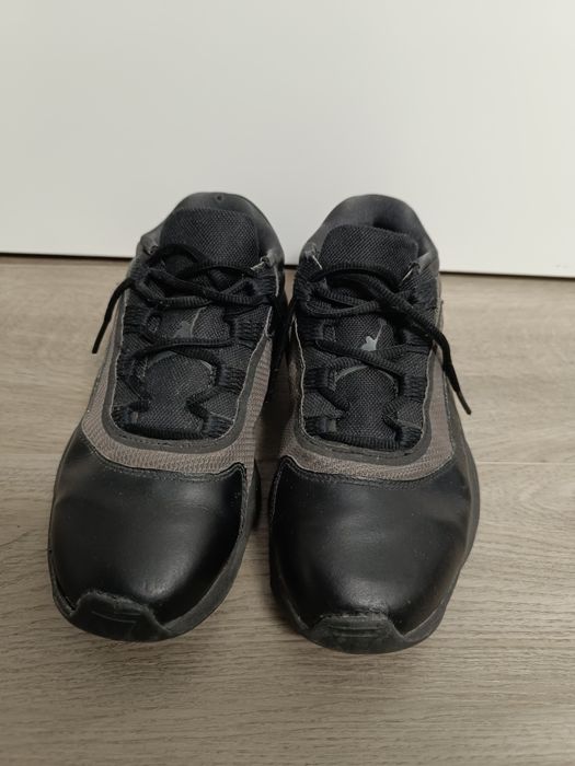 Air Jordan 11 CMFT Low