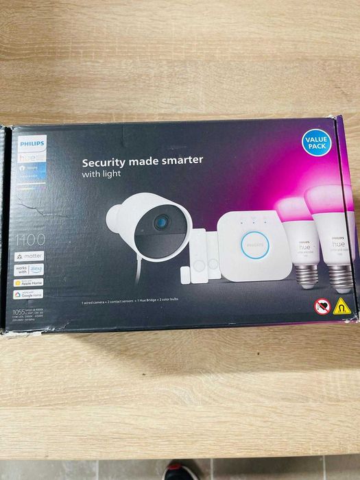 Philips Hue Secure Starter Kit, cameră, senzori contact Hue, lămpi,etc
