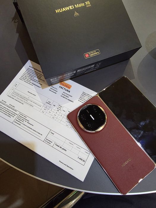 vând telefon huawei Mate X6