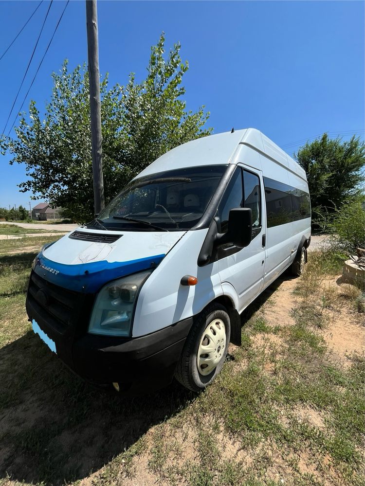 Ford transit продам в отличном состояний