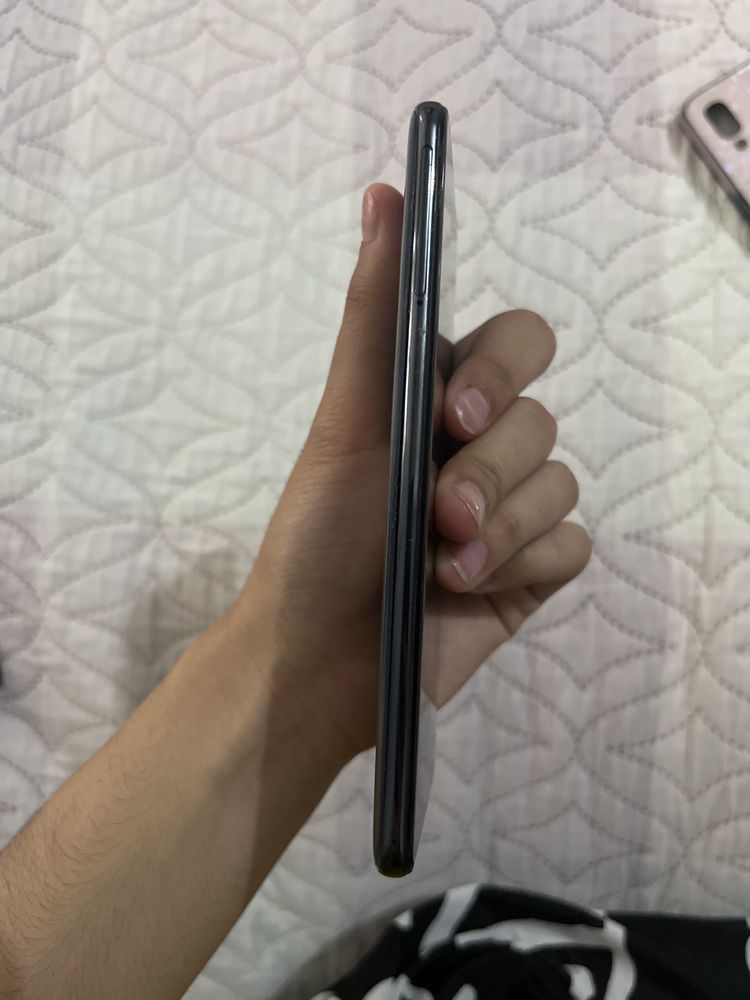 Samsung A40 karobka dokument bor