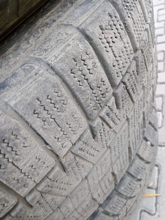 Срочно Зимний шины