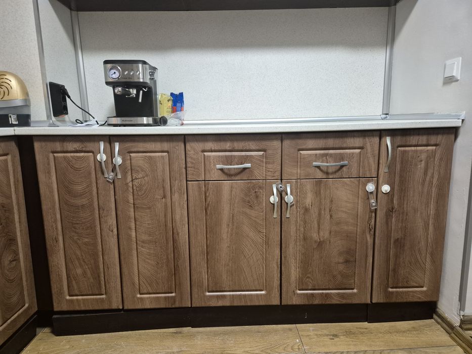 Ъглова модулна кухна втора употреба