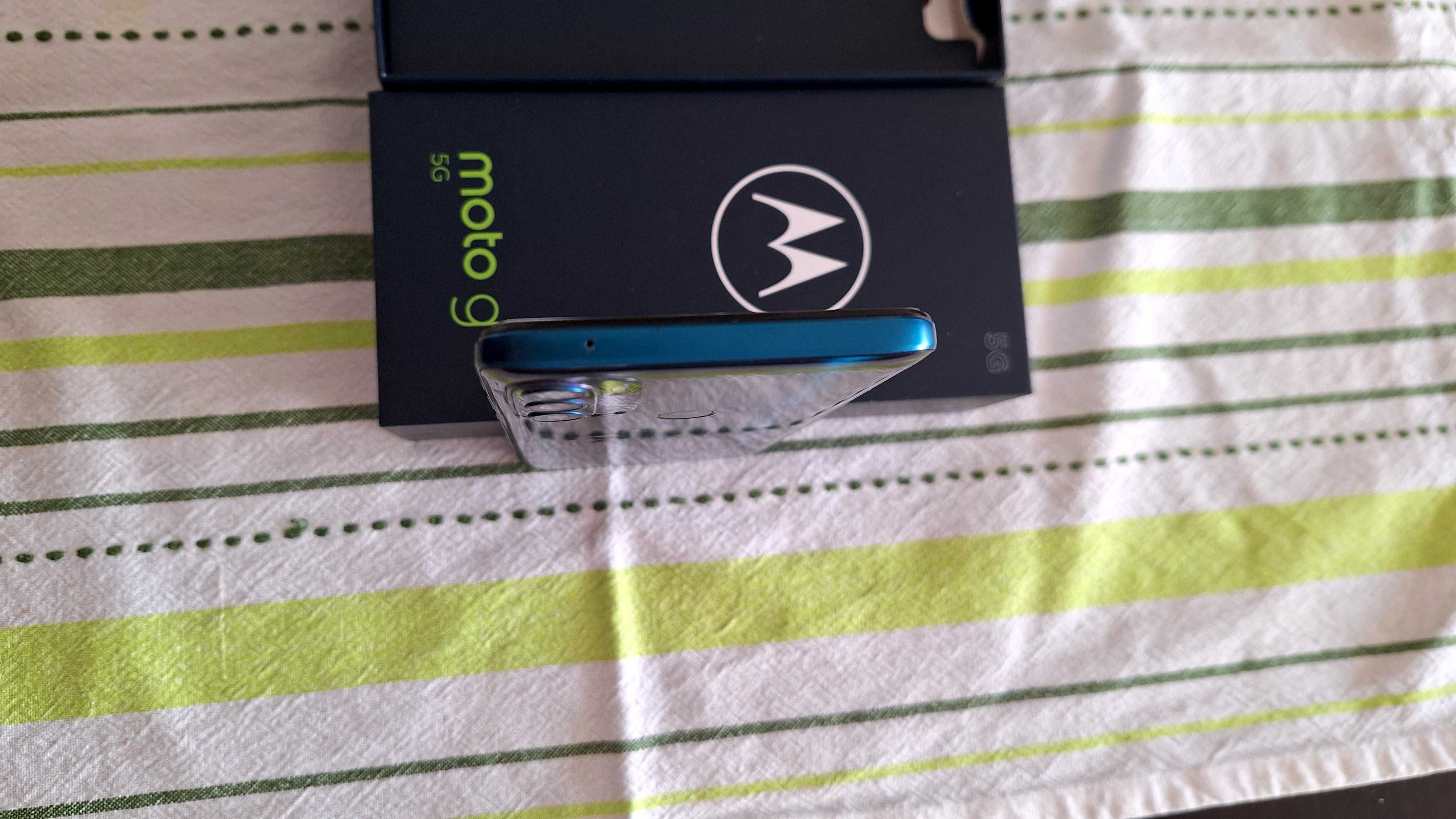 Motorola moto g71, 128GB, 6GB RAM Dual, 5G, подарък часовник