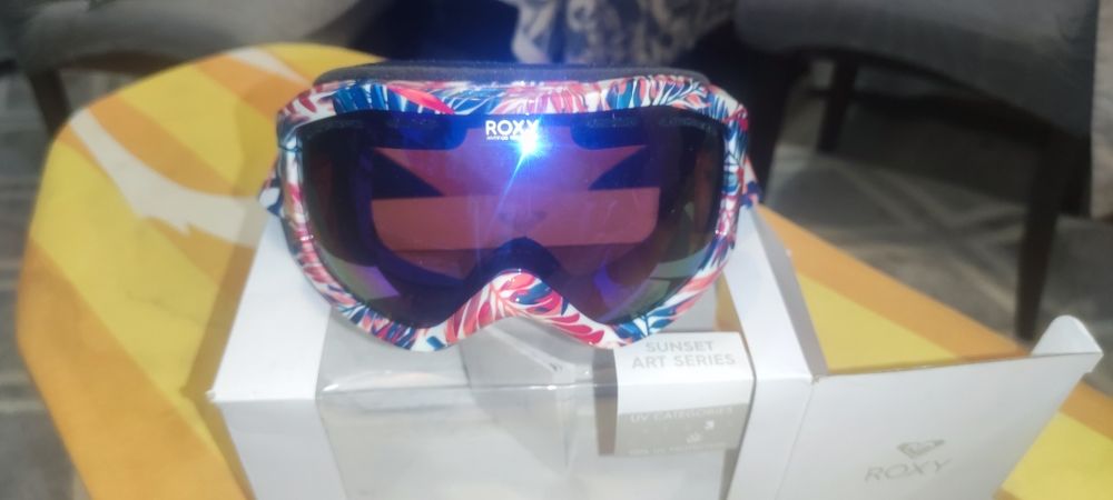 Детско ски яке Roxy 10 - 14 години + Ски очила / маска Roxy