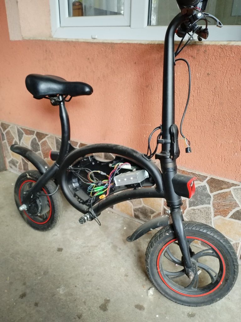 Vand bicicleta electrica doar in Bacau