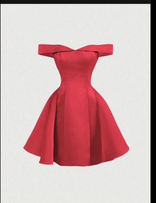 Червена    рокля