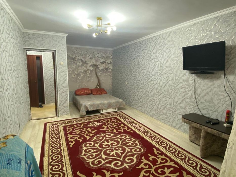 сдам однокомнатную квартиру помесячно