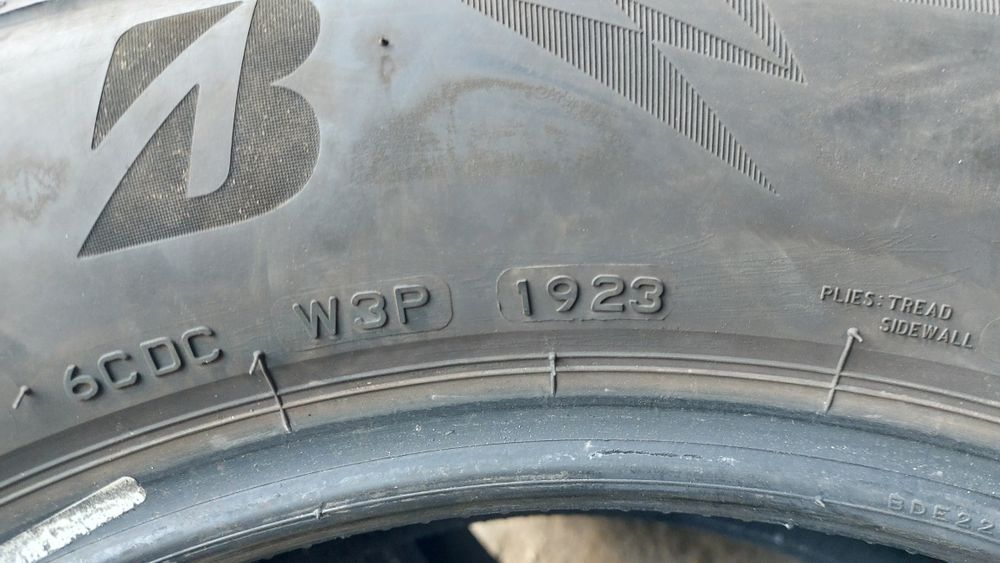 Зимни гуми 235/60/18 Bridgestone Blizzak 4 броя