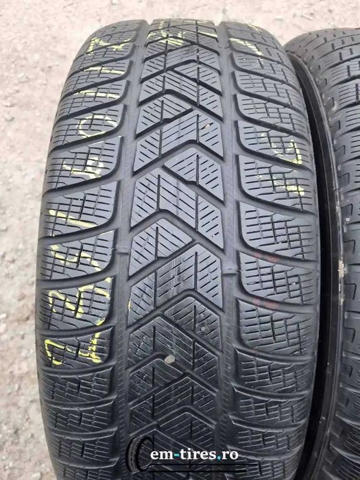 SET 4 Anvelope Iarna 235/60 R17 PIRELLI Scorpion Winter