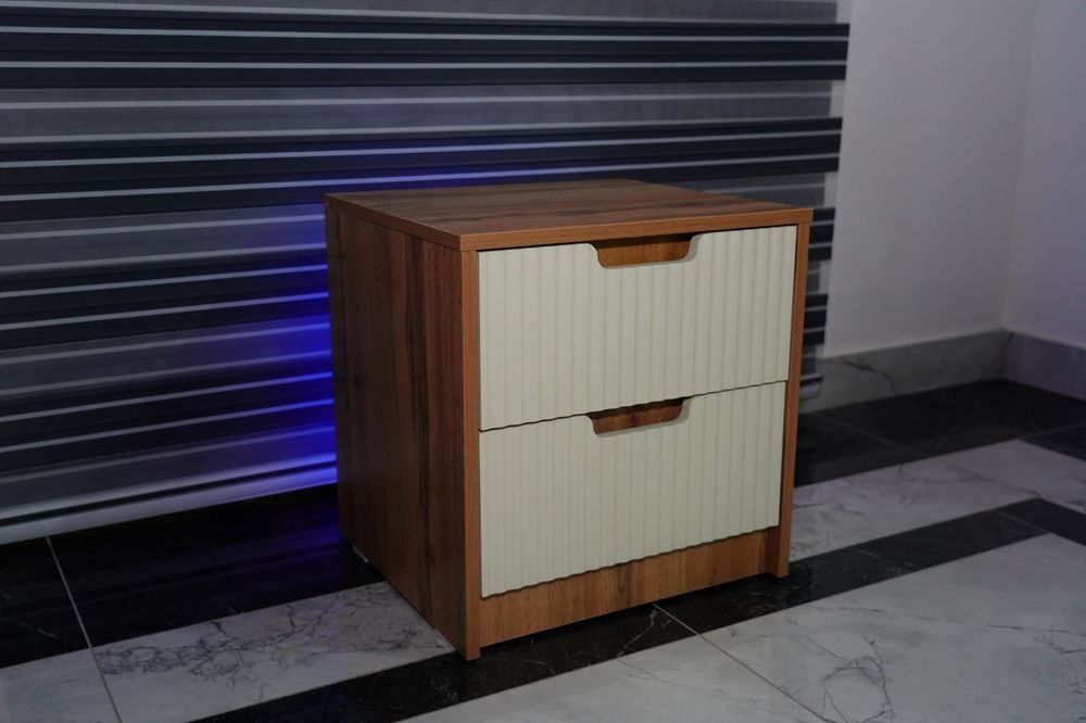 Тумбочка  2 тормали