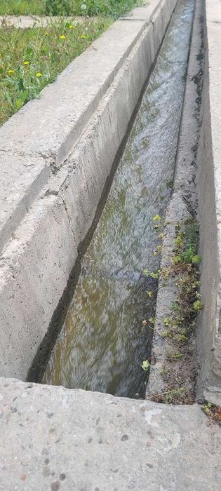 10 сотих уй сотилади