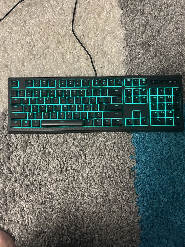 Tastatura Razer Ornata Chroma gaming