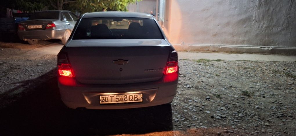Yangi Kobalt moshina sotiladi