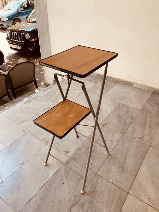 Ретро сгъваем стълбичка-масичка