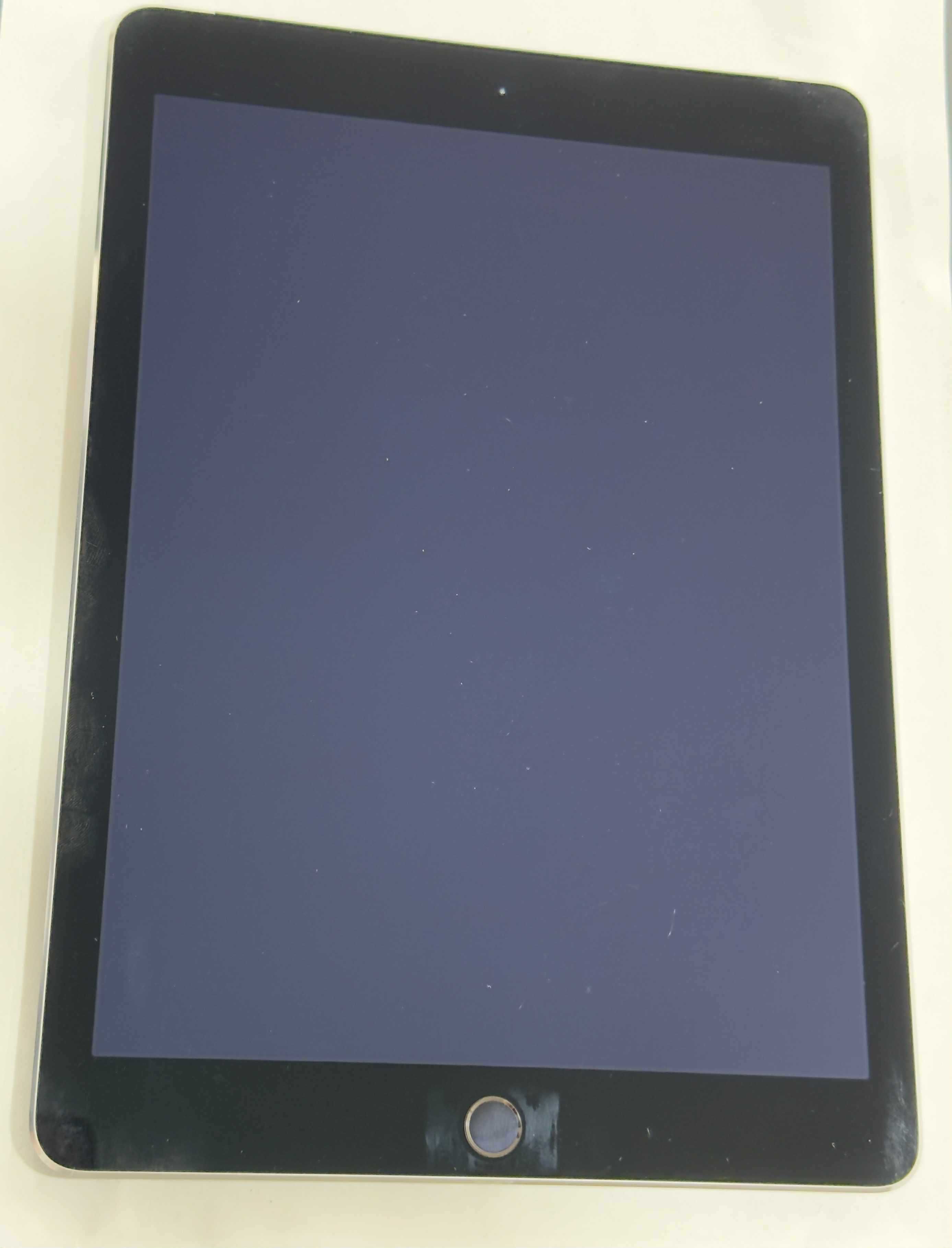 Продавам Ipad Аir 2 32gb