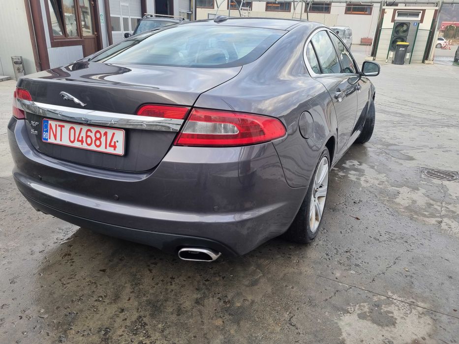Jaguar XF 2009 impecabil