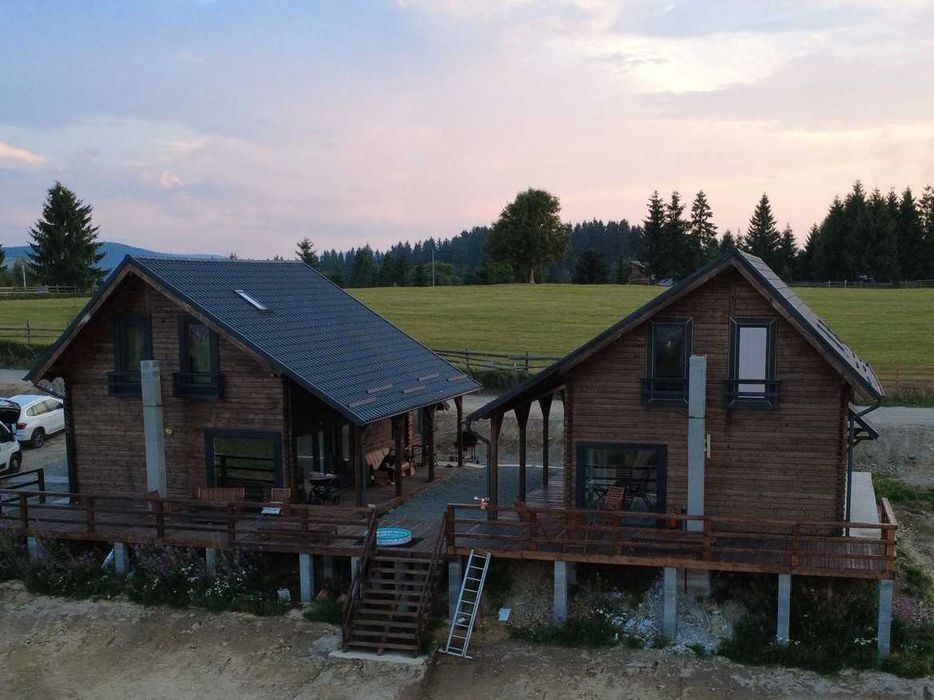 Închiriez una sau ambele cabane noi în Mărișel – Crăciun & Revelion