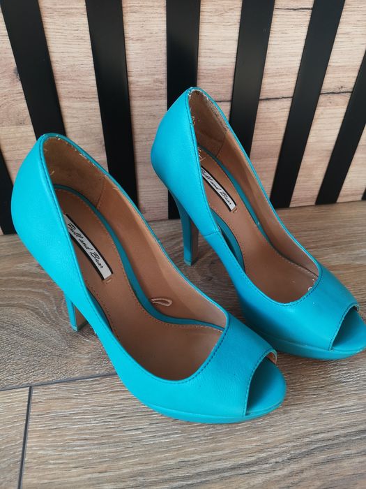 Дамски обувки номер 36