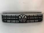 Решетка преден капак Vw Touareg 7L (04-07)г.  7L6853601