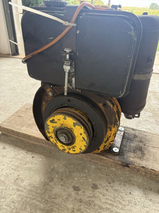 Motor compactor diesel