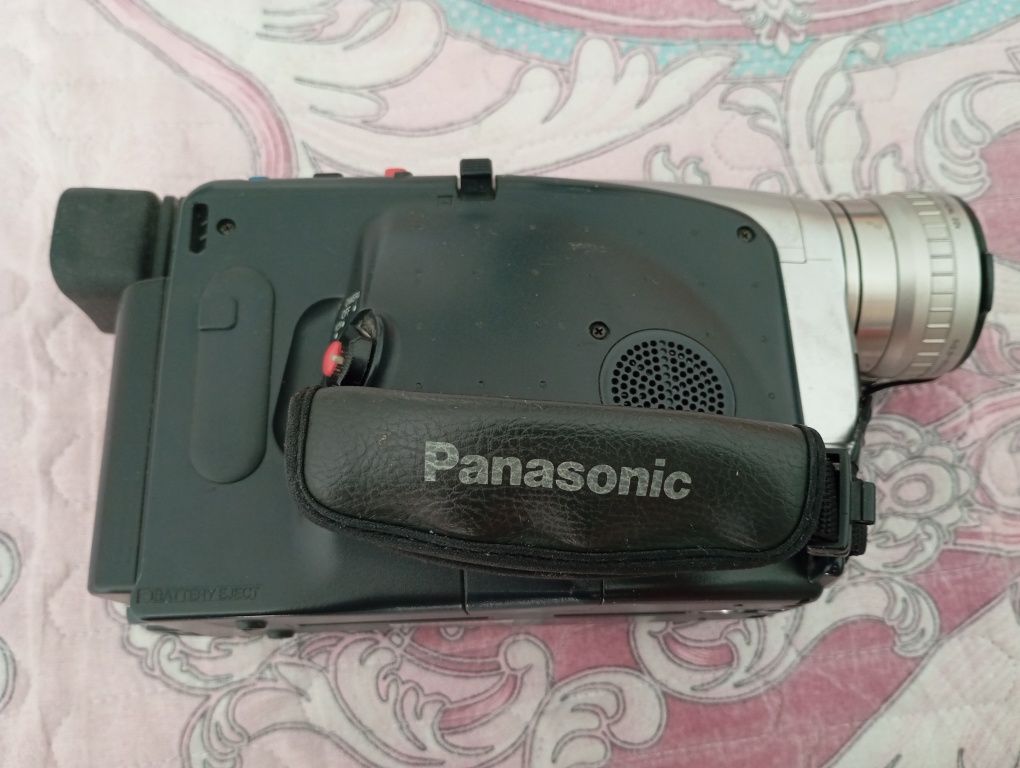 Видеокамера Panasonic