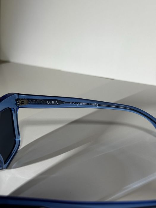 Продавам слънчеви очила VOGUE 5392S/292180