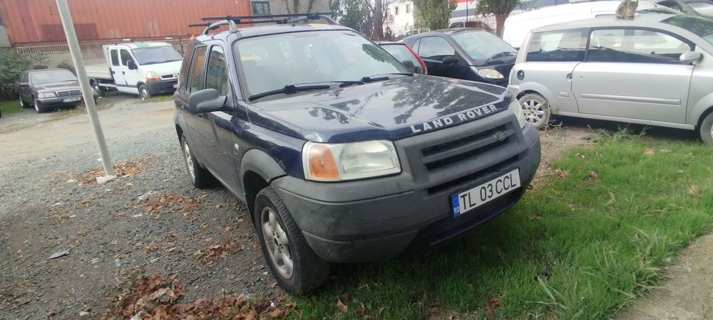 LAND ROVER Frelander1
