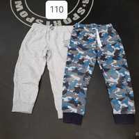 Lot  pantaloni 110 baiat