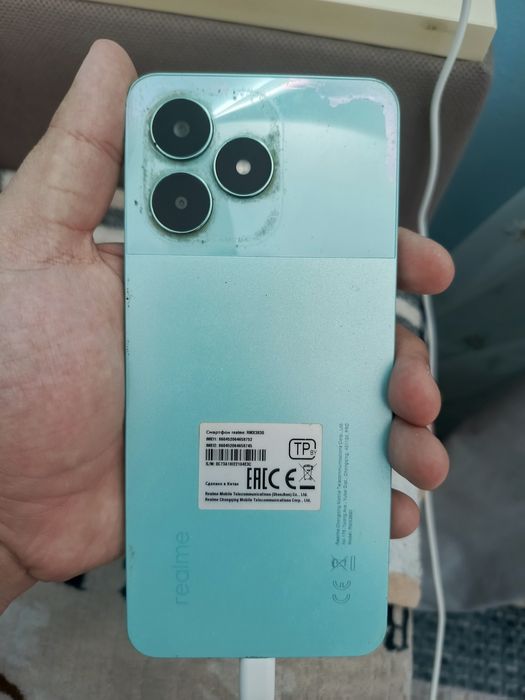 Продам смартфон Realme C51 64гб