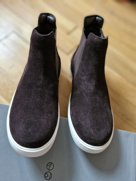 Нови боти Clarks номер 36